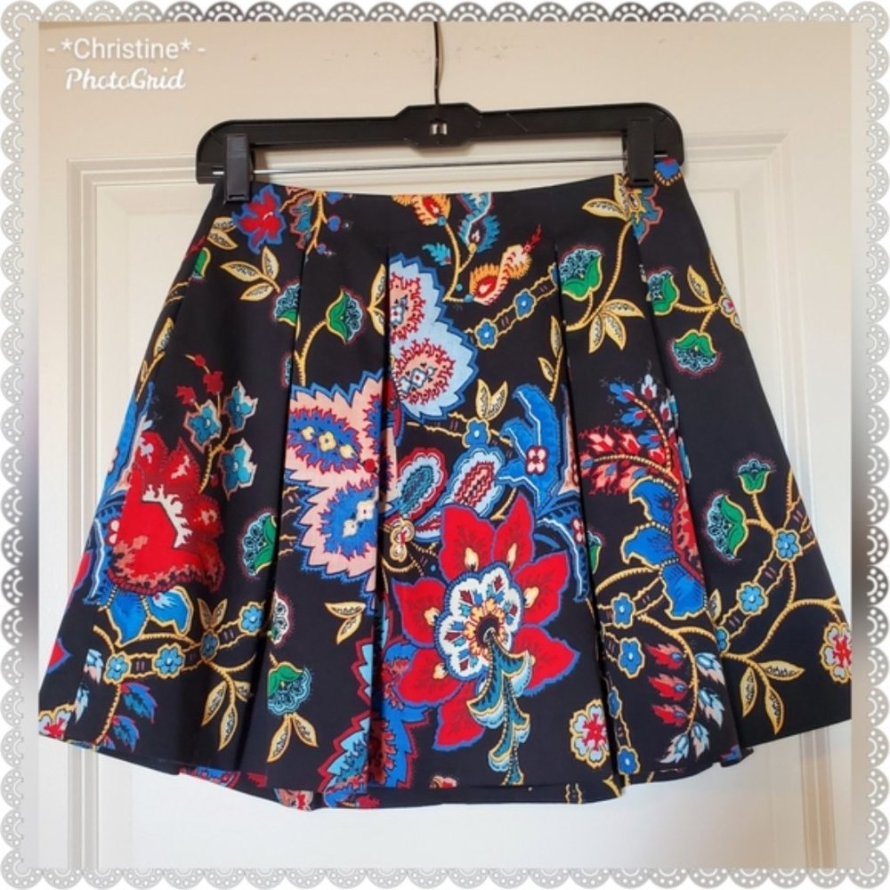 *Alice + Olivia Floral Printed Skirt*